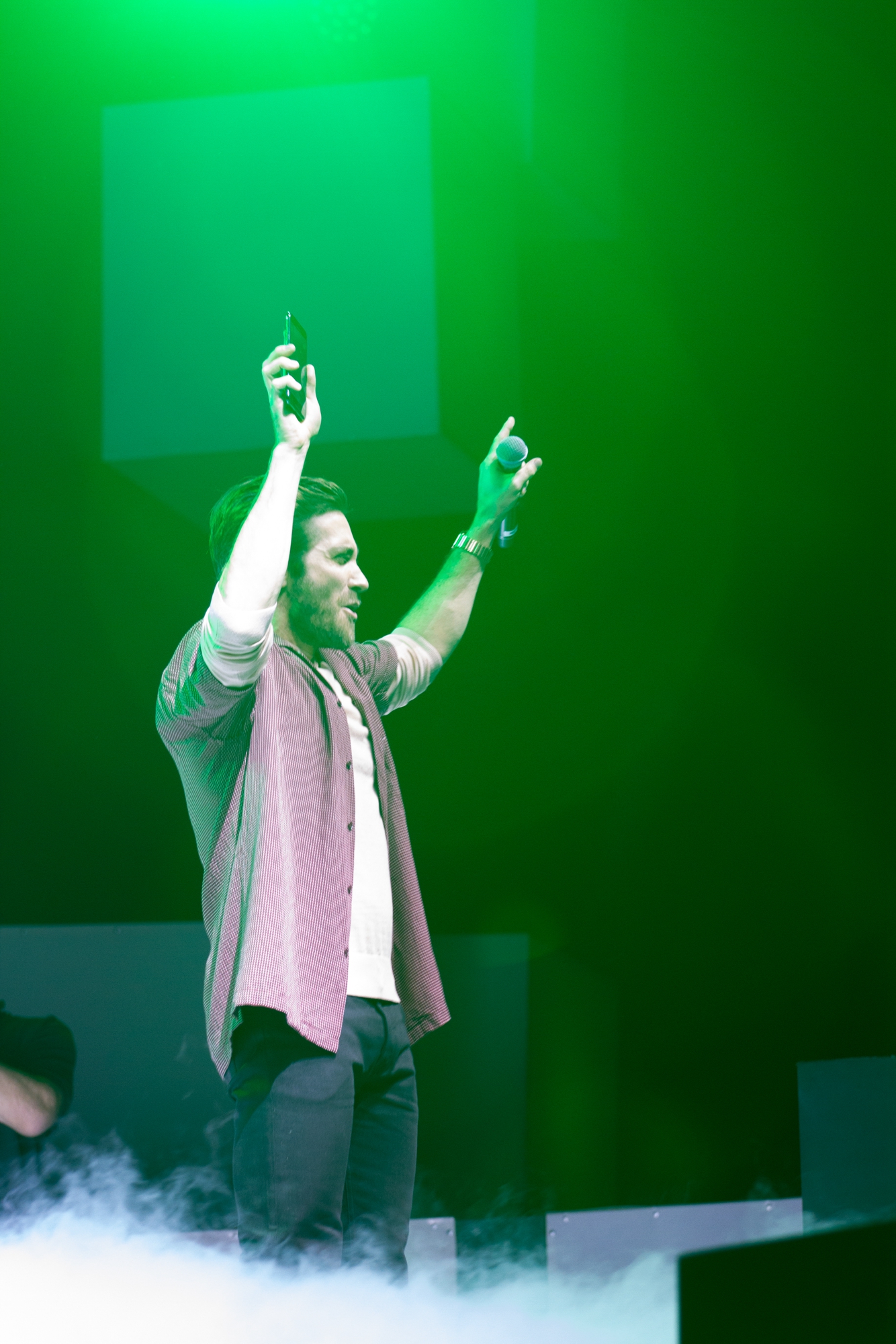 九游体育下载-Rookie重返赛场，险胜首场状态出色，篮网观众沸腾！全场沸腾不已-九游体育下载