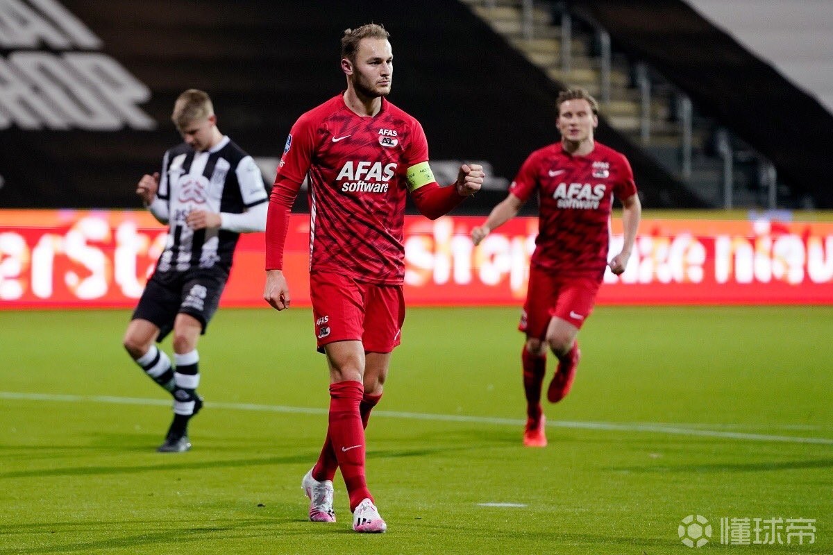 费耶诺德内部会议纪要流出——今夜迎来里程碑;荷甲使命明确;纪律约束更严格的简单介绍 费耶诺德内部会议纪要流出——今夜迎来里程碑;荷甲使命明确;纪律约束更严格的简单介绍